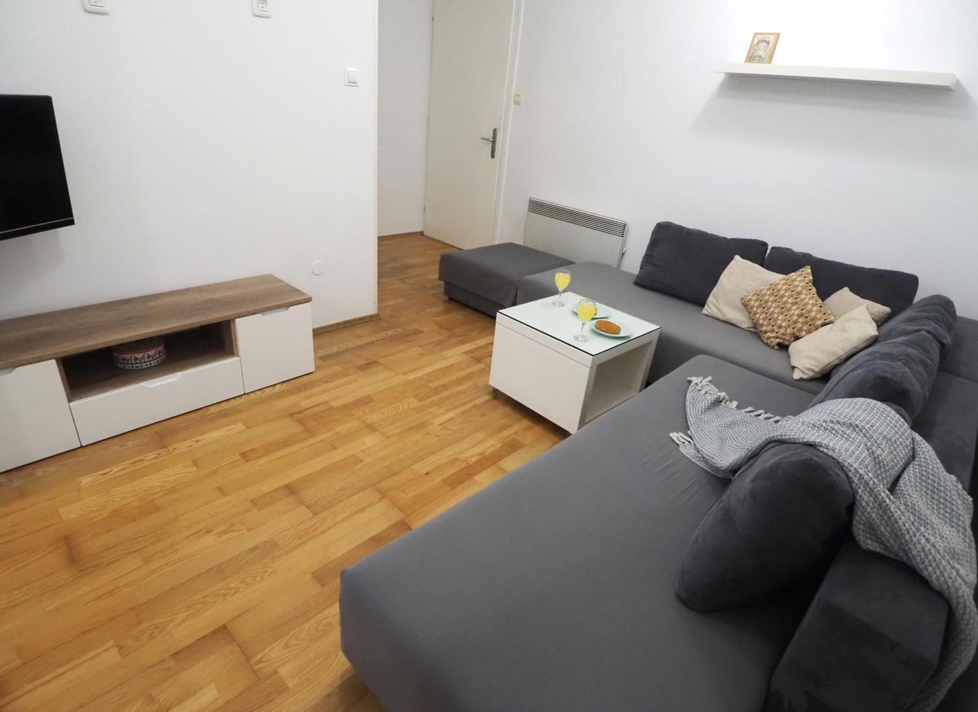 Apartment with garden in Barbariga Bagian luar foto