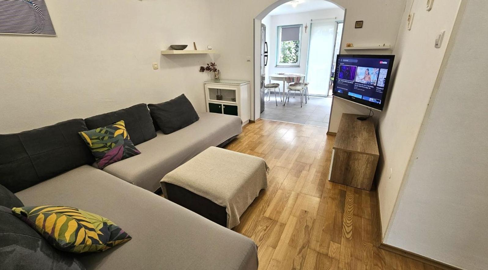 Apartment with garden in Barbariga Bagian luar foto